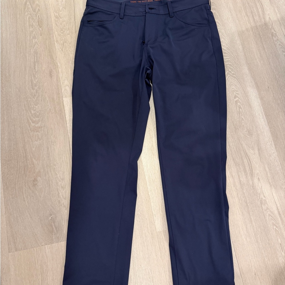Rhone Like New Men's Navy Performance Pants